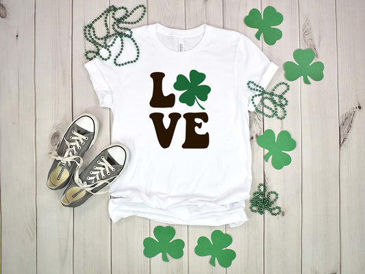 Love Shamrock St. Patricks Day Tshirt